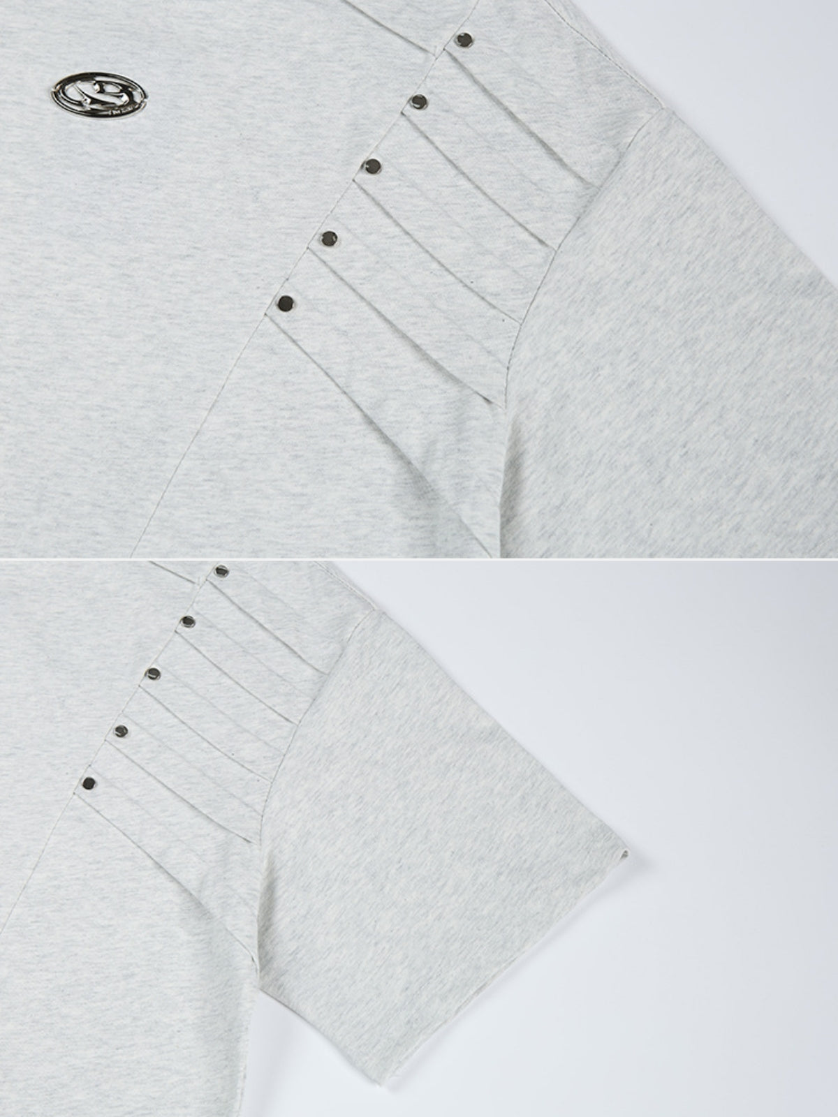 PLEATZ - Oversized Premium T-Shirt