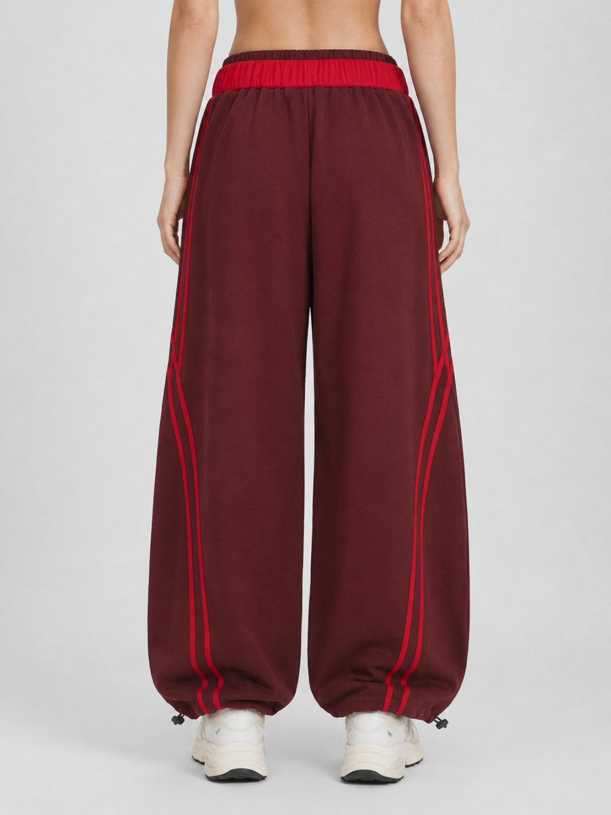 SPORTIE - Baggy Graphic Embroidered Sweatpants