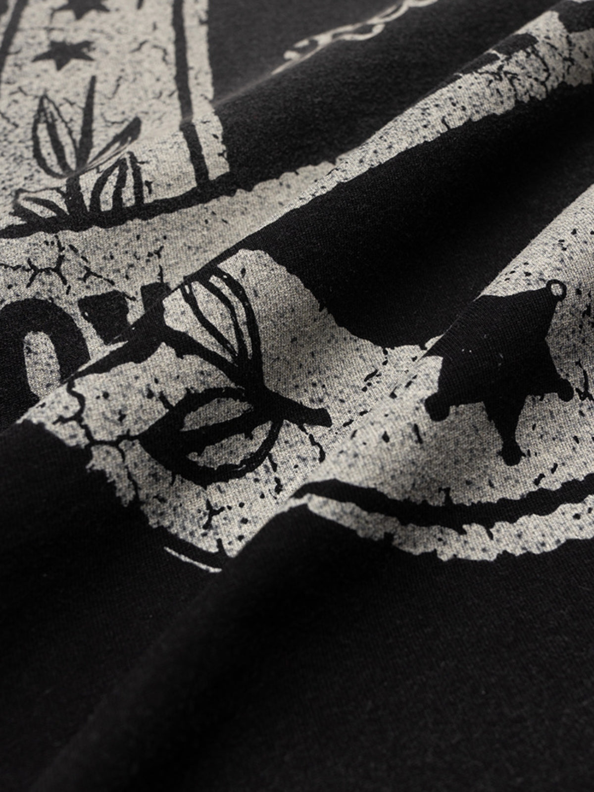 ROWDY - Graphic Boxy T-Shirt | Teenwear.eu