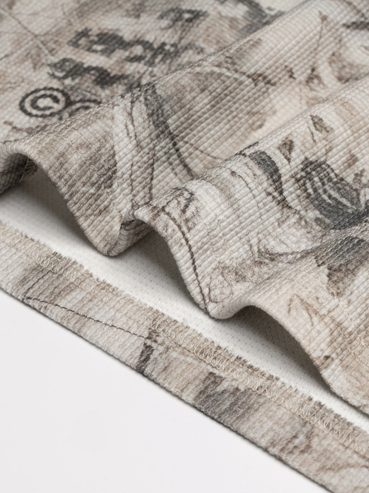BRANCH - Long Sleeve Camo Print T-Shirt