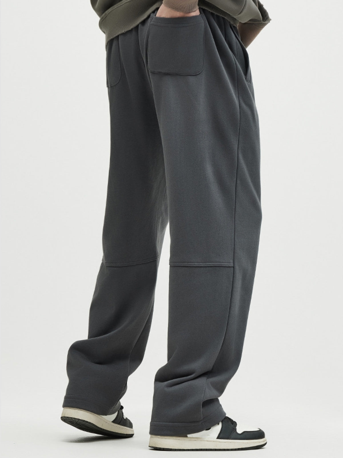 LIMBO - Loose Basic Flared Sweatpants | Teenwear.eu