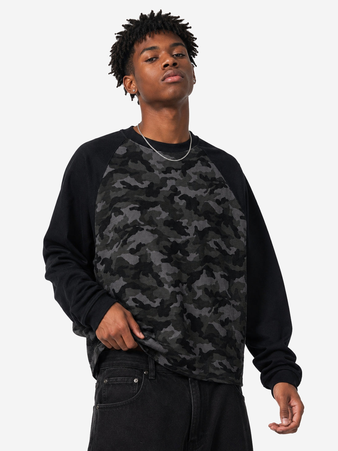 CAMOSTY - Long Sleeve Camo T-Shirt