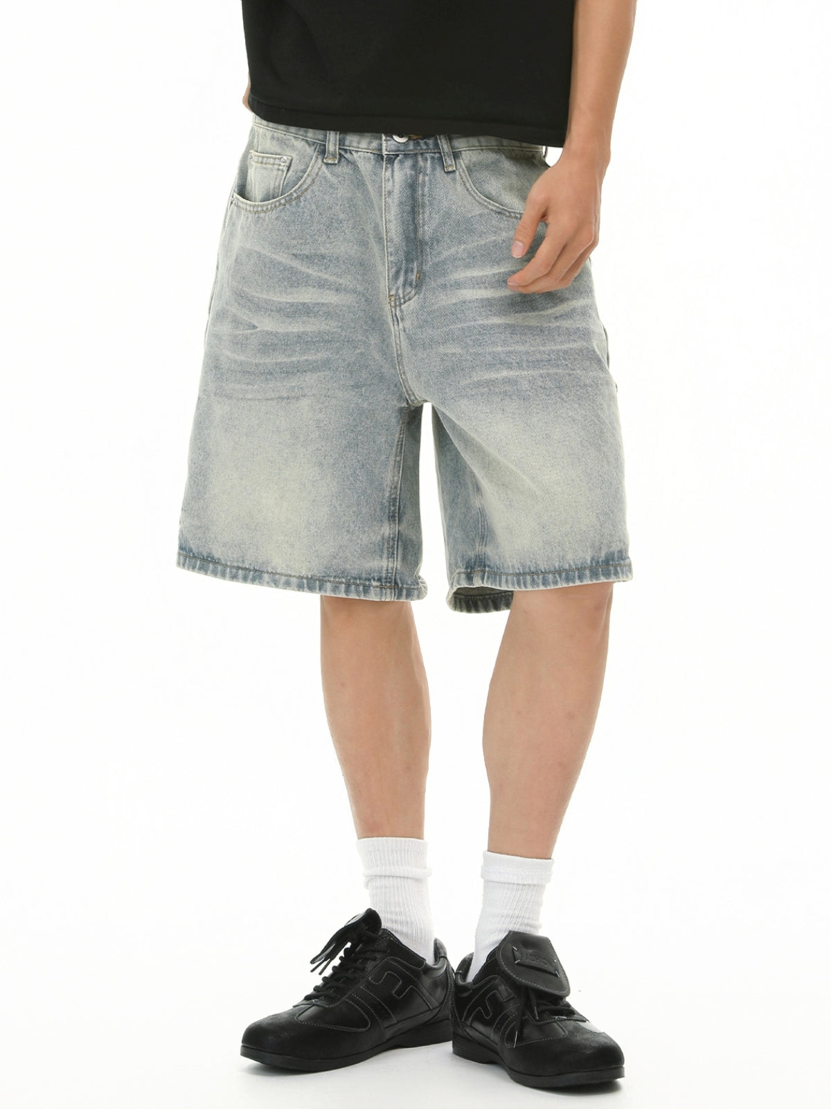 BASICALY - Baggy Basic Shorts | Teenwear.eu