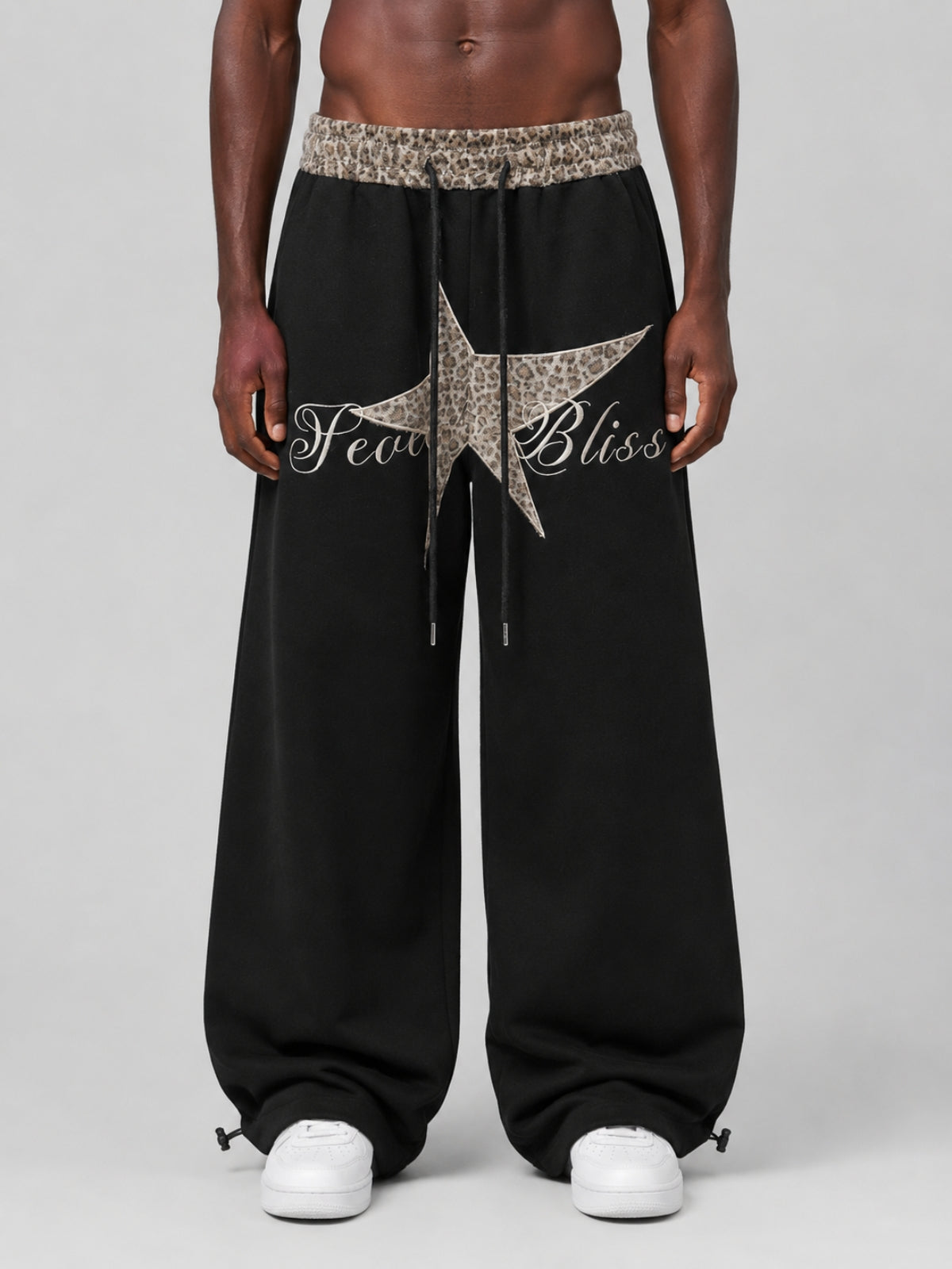 BLISS - Baggy Graphic Embroidered Sweatpants | Teenwear.eu
