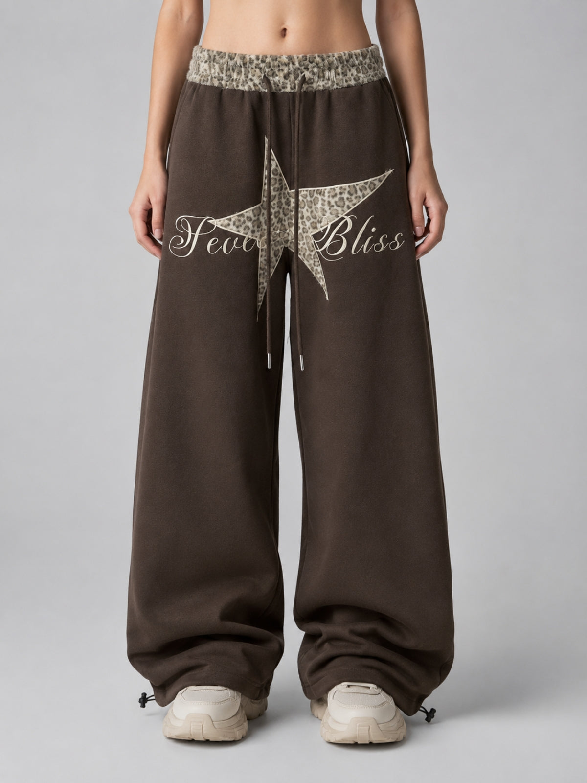 BLISS - Baggy Graphic Embroidered Sweatpants | Teenwear.eu
