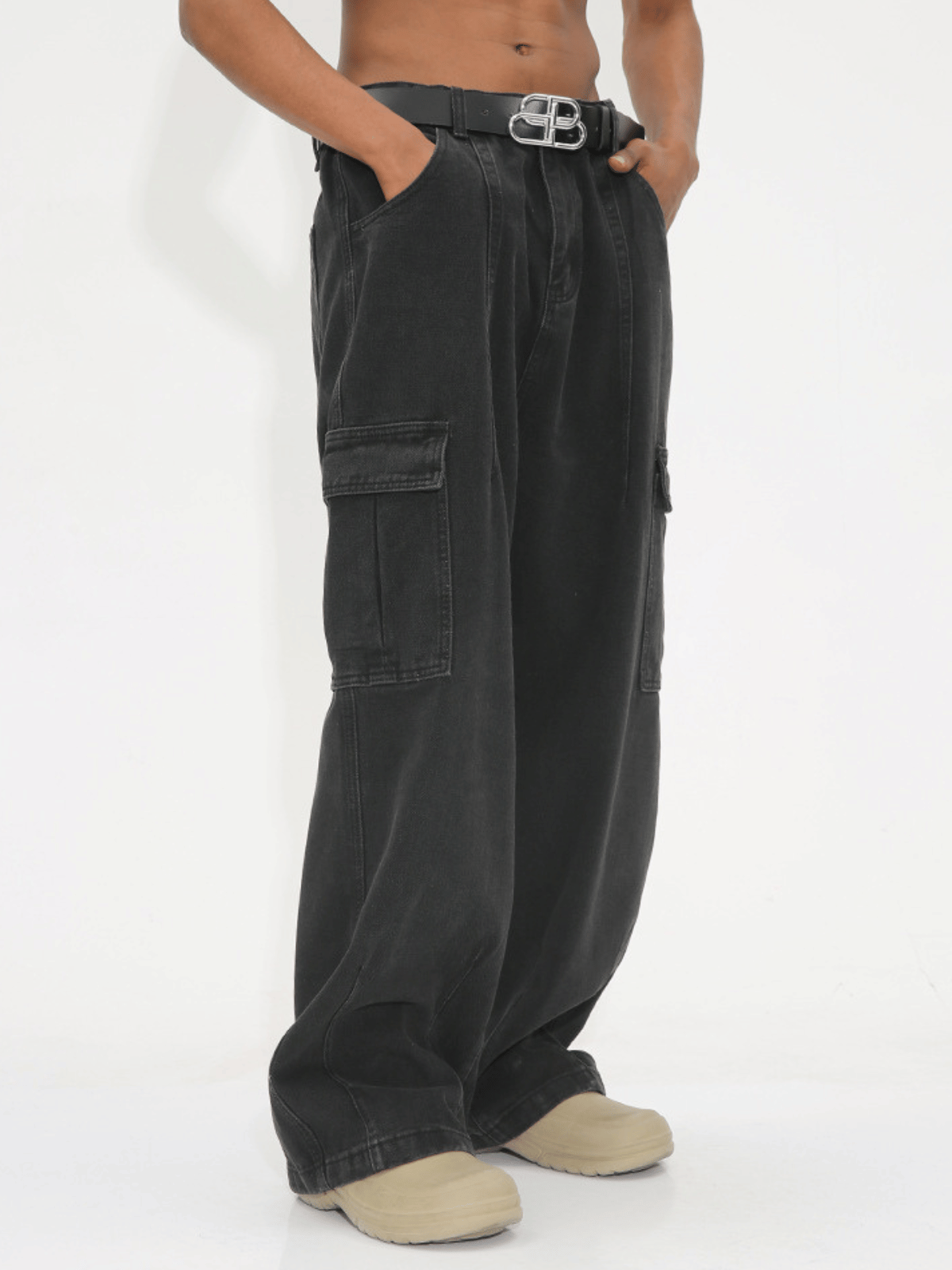 DARKET - Loose Cargo Basic Jeans | Teenwear.eu