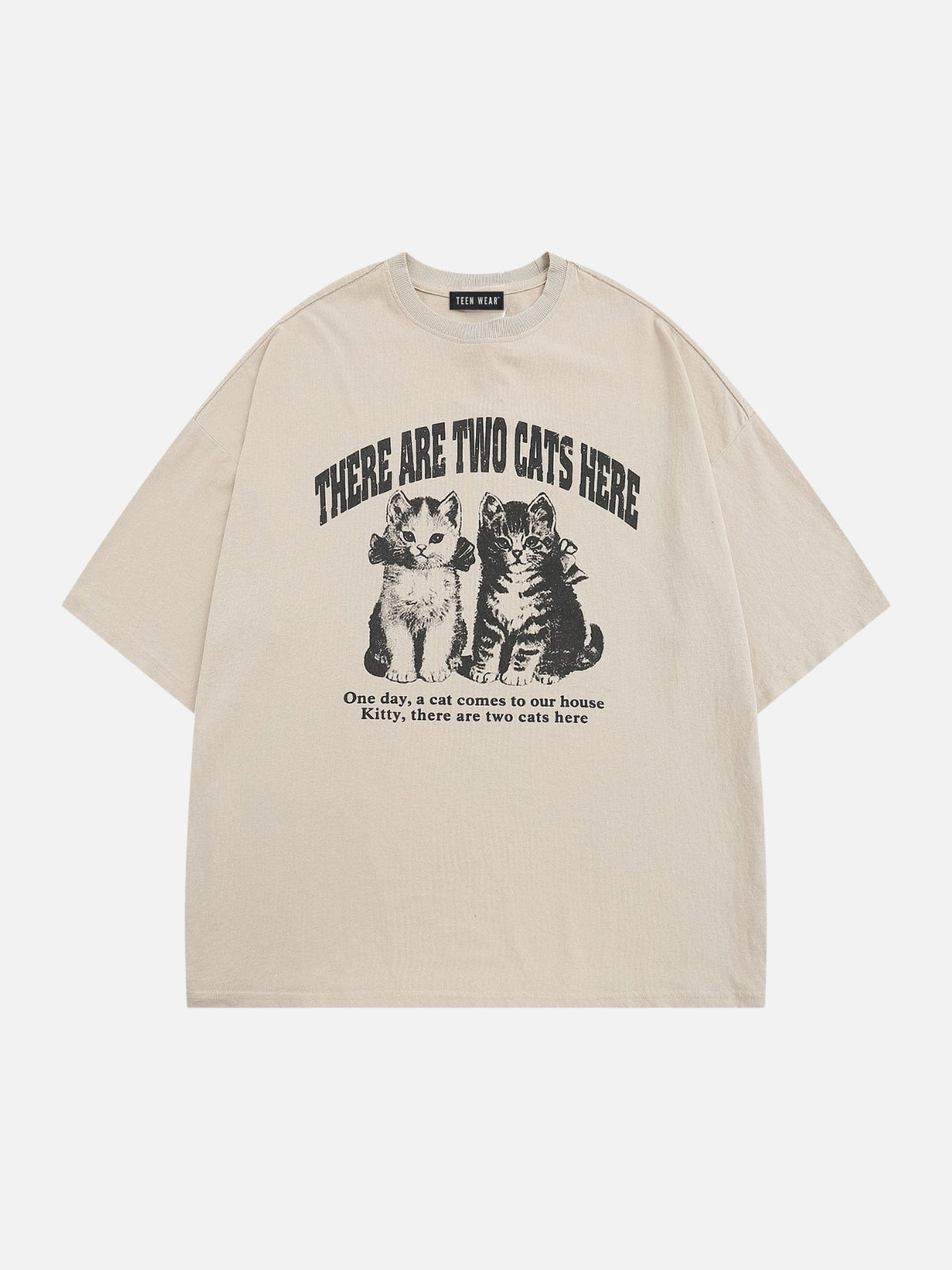 TWO CATS - Oversized Print T-Shirt Beige | TEENWEAR.EU