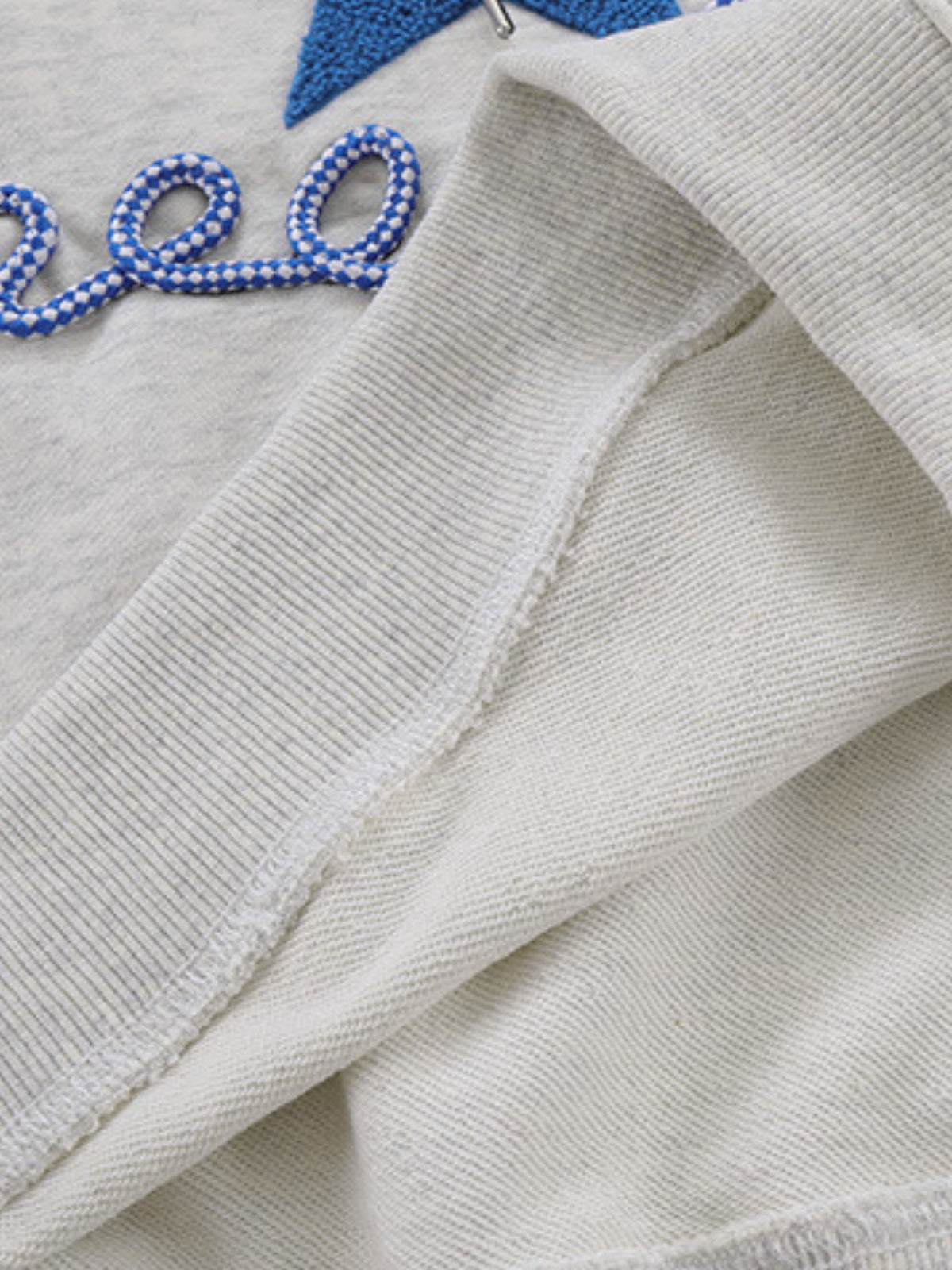 PEECHEET - Oversized Embroidered Hoodie | TEENWEAR.EU