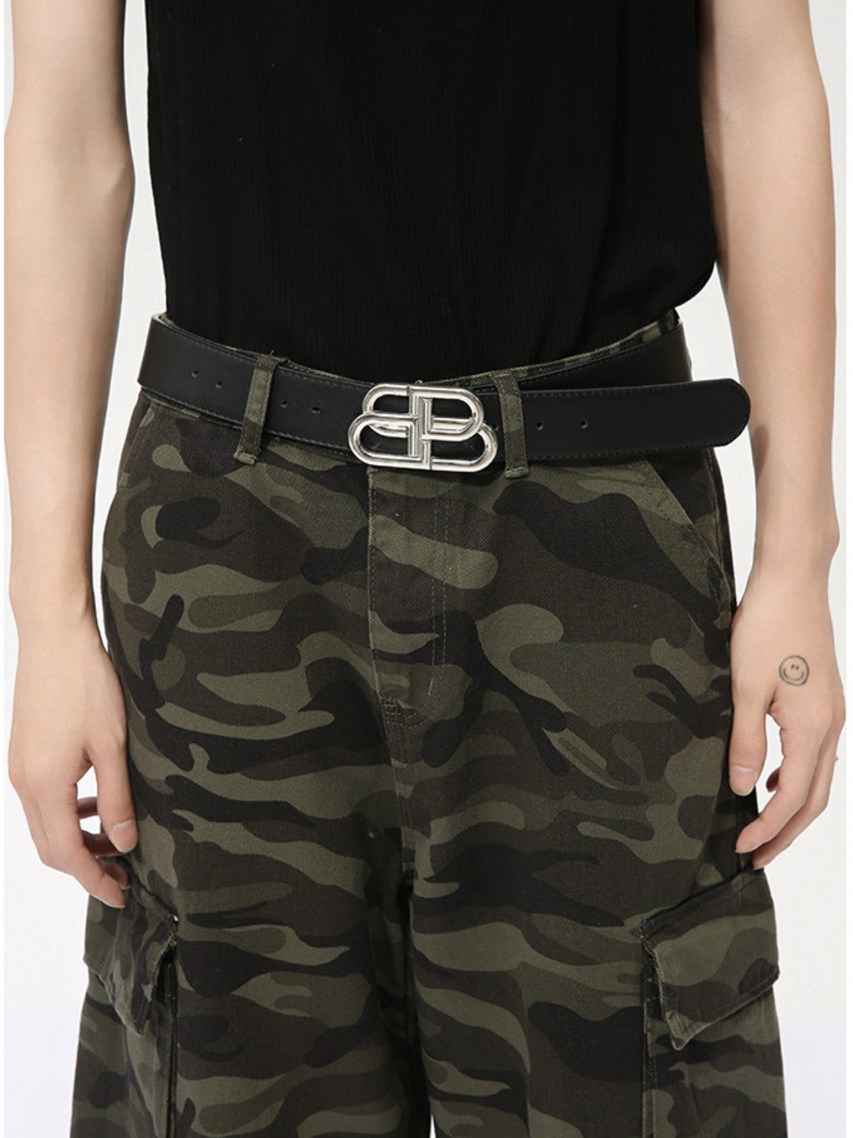 MASKETOUS - Baggy Camouflage Cargos | TEENWEAR.EU