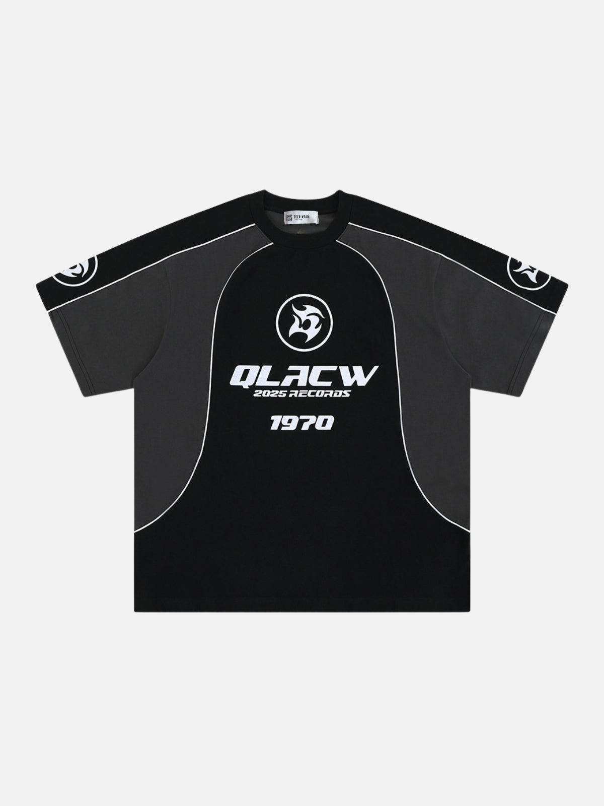 QLACW - Oversized Print T-Shirt Black | TEENWEAR.EU
