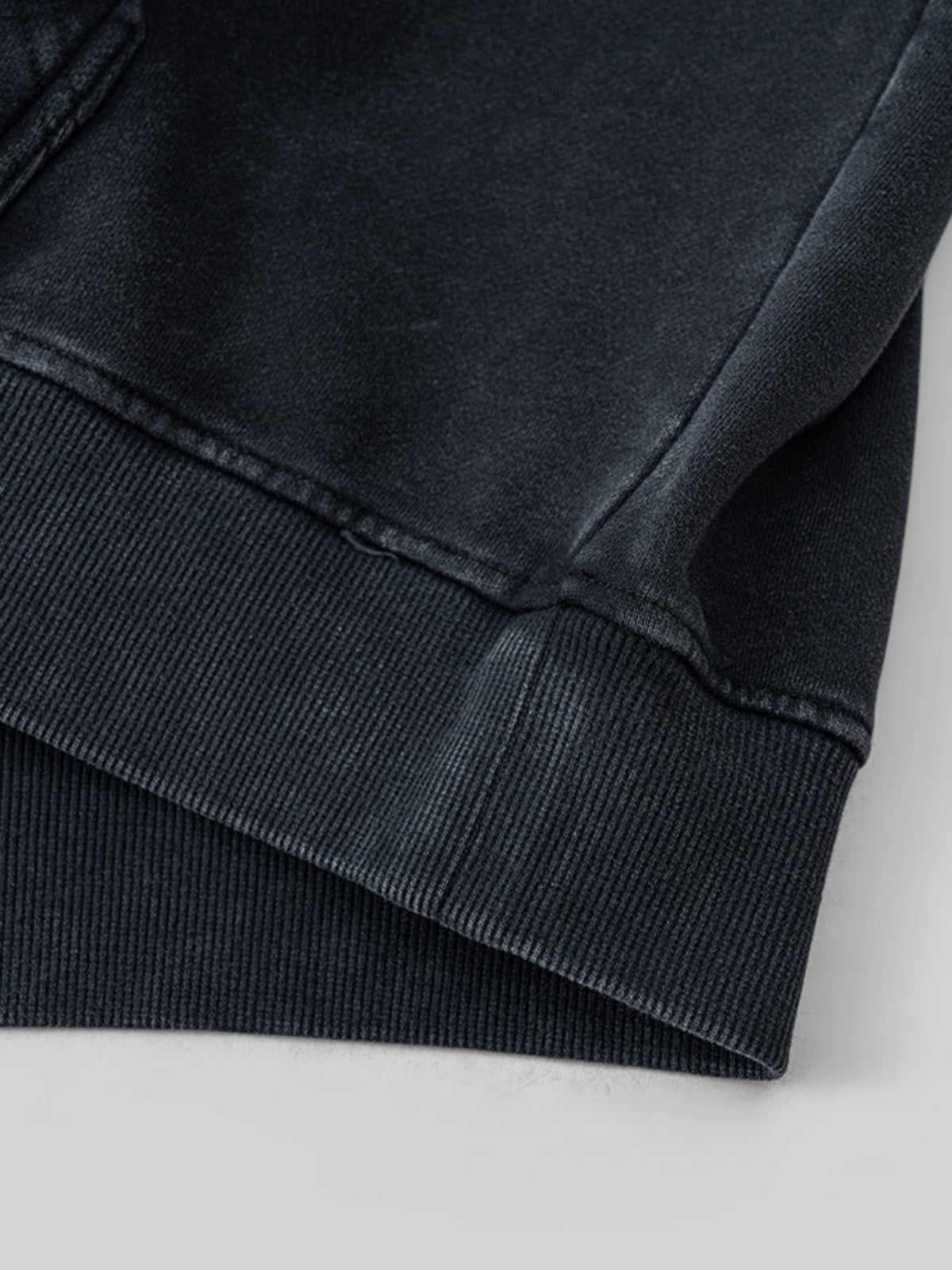 GRIMMO – Oversized Graphic Hoodie | Teenwear.eu