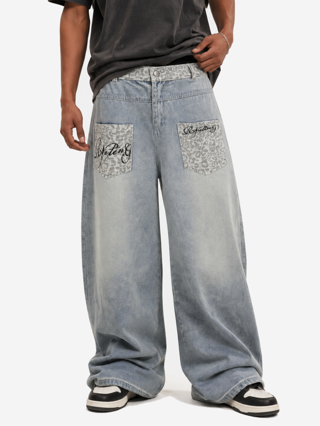 LOVELY - Baggy Graphic Jeans | Teenwear.eu