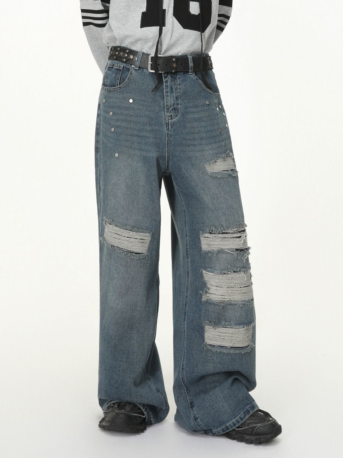 RIPPED - Baggy Graphic Jeans | Teenwear.eu